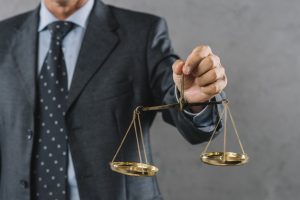 نقش وکلا در رسیدگی به پرونده های حقوقی